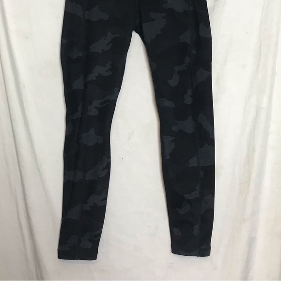 Yogalicious Lux Black Camo High Waist Stash Pockets Ankle Leggings Womens Sz S - Picture 6 of 10